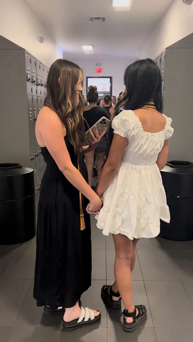 There is no better feeling than clocking out with your bestie! 🤍 Congratulations Penrose Graduates! 🎓
.
.
.
#clockout #hair #skin #laser #esti #cos #medspa #hairschool #estischool #laserschool #cosmetology #beauty #arizonamakeupartist #arizonabeauty #arizonabeautyschool #scottsdalehairstylist #scottsdaleesti #penrose #penroseacademy